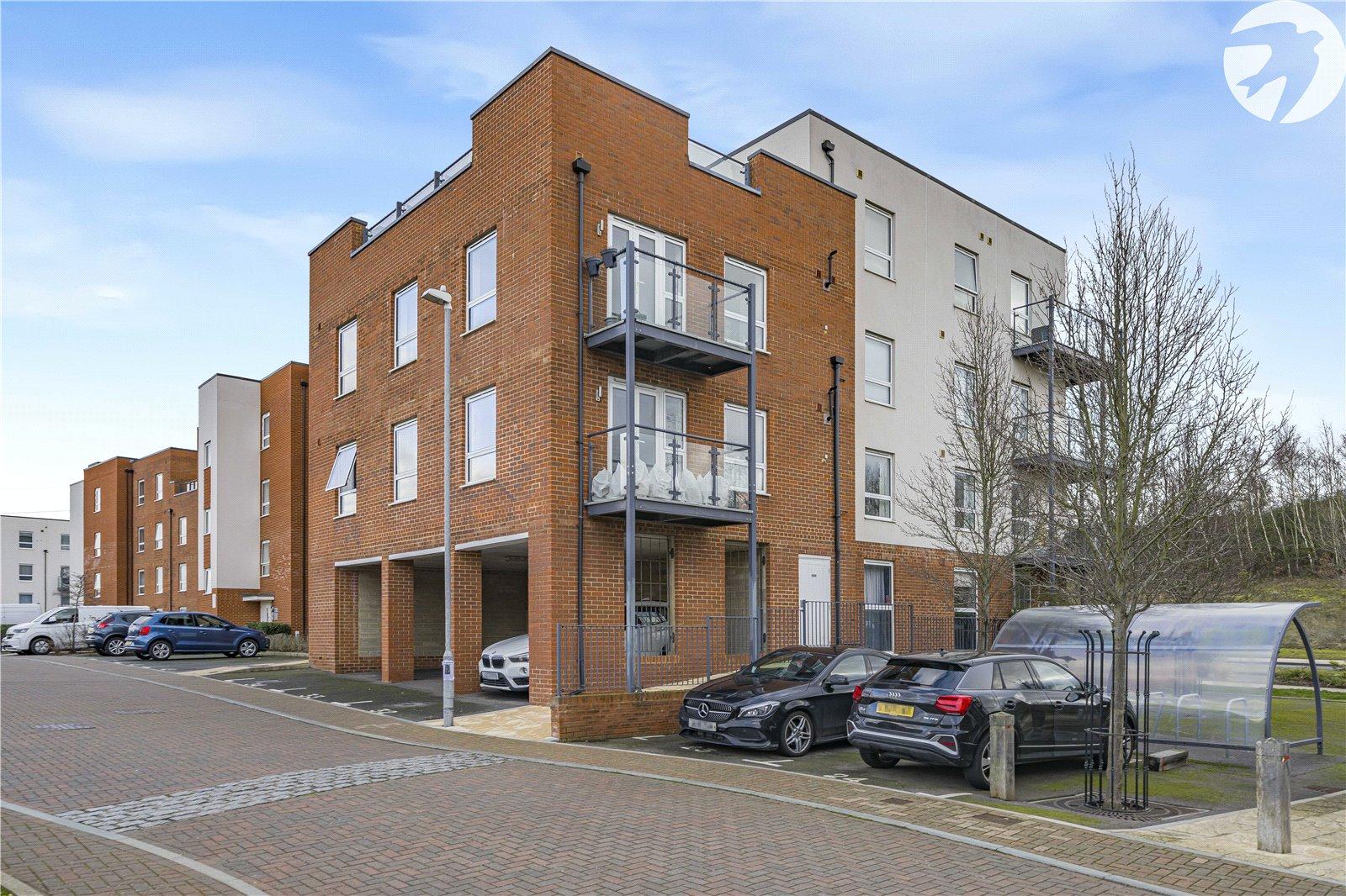 2 bedroom property for sale in Castle Hill | Robinson Jackson