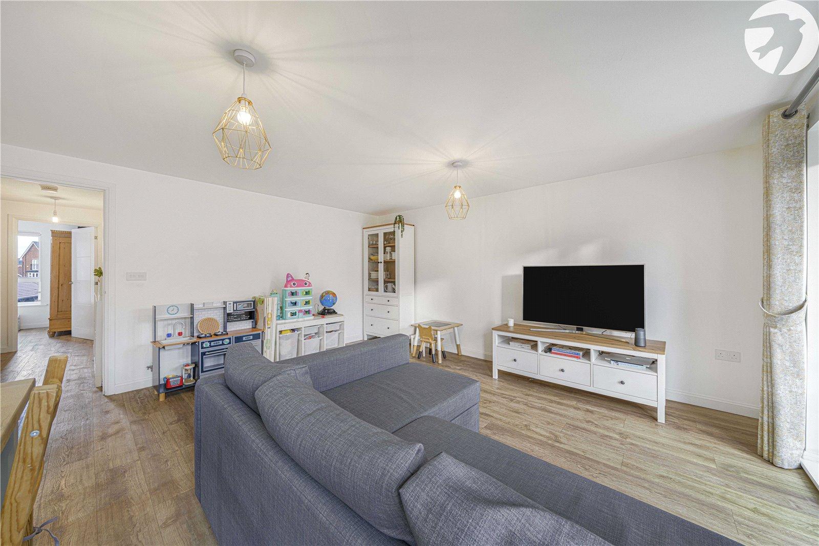 2 bedroom property for sale in Castle Hill | Robinson Jackson