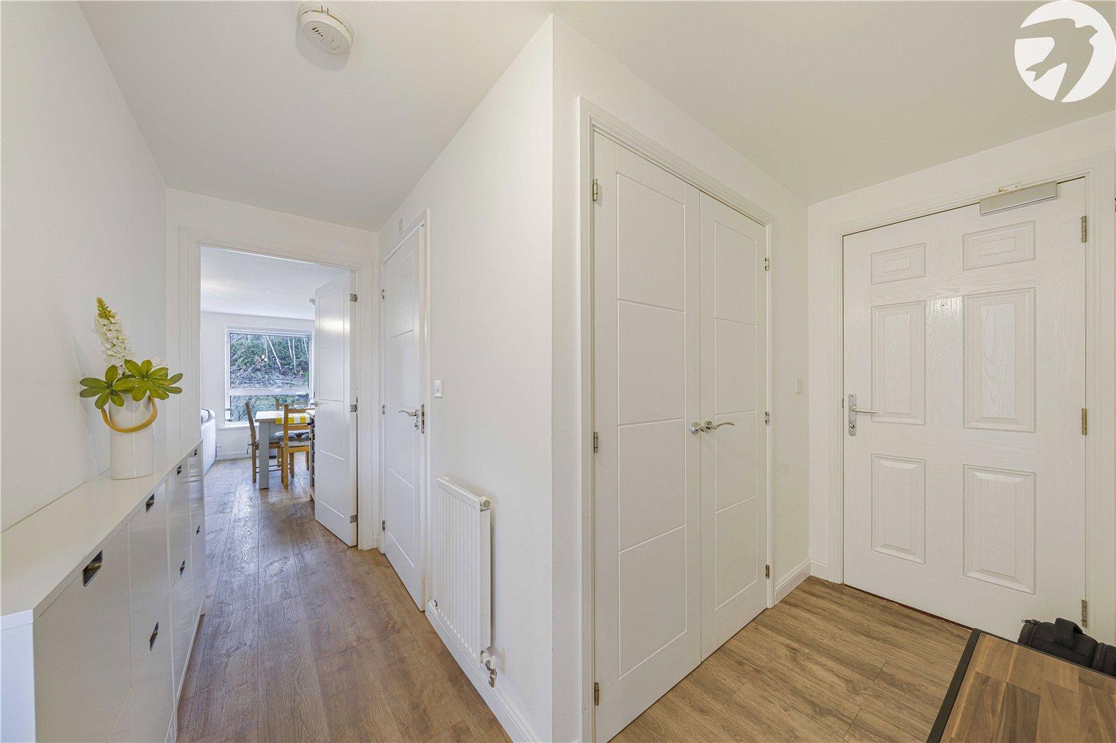2 bedroom property for sale in Castle Hill | Robinson Jackson