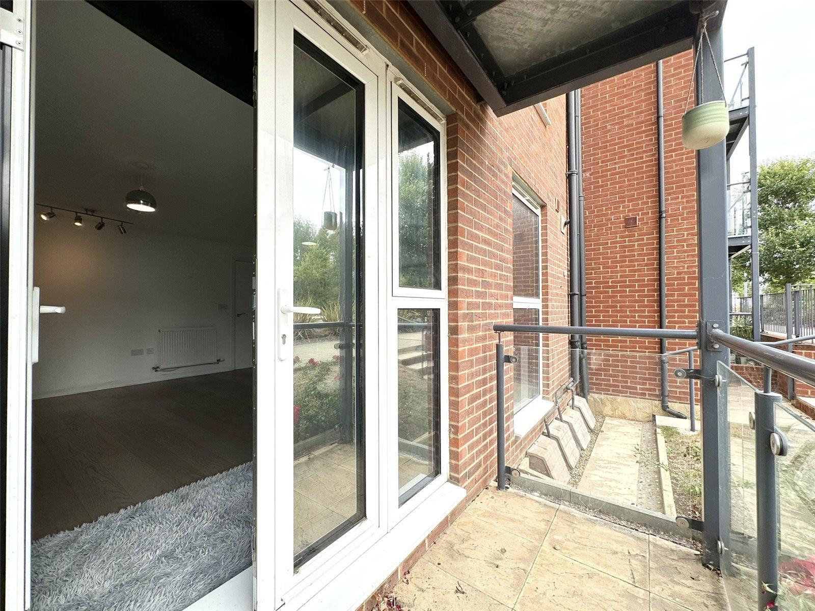 2 bedroom property for sale in Castle Hill | Robinson Jackson