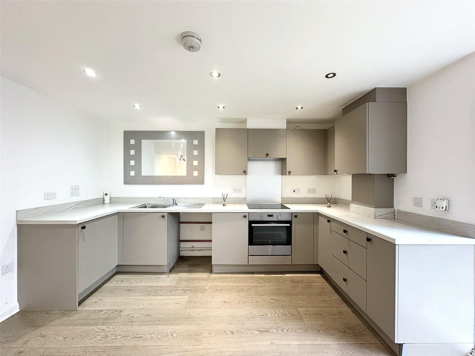2 bedroom property for sale in Castle Hill | Robinson Jackson