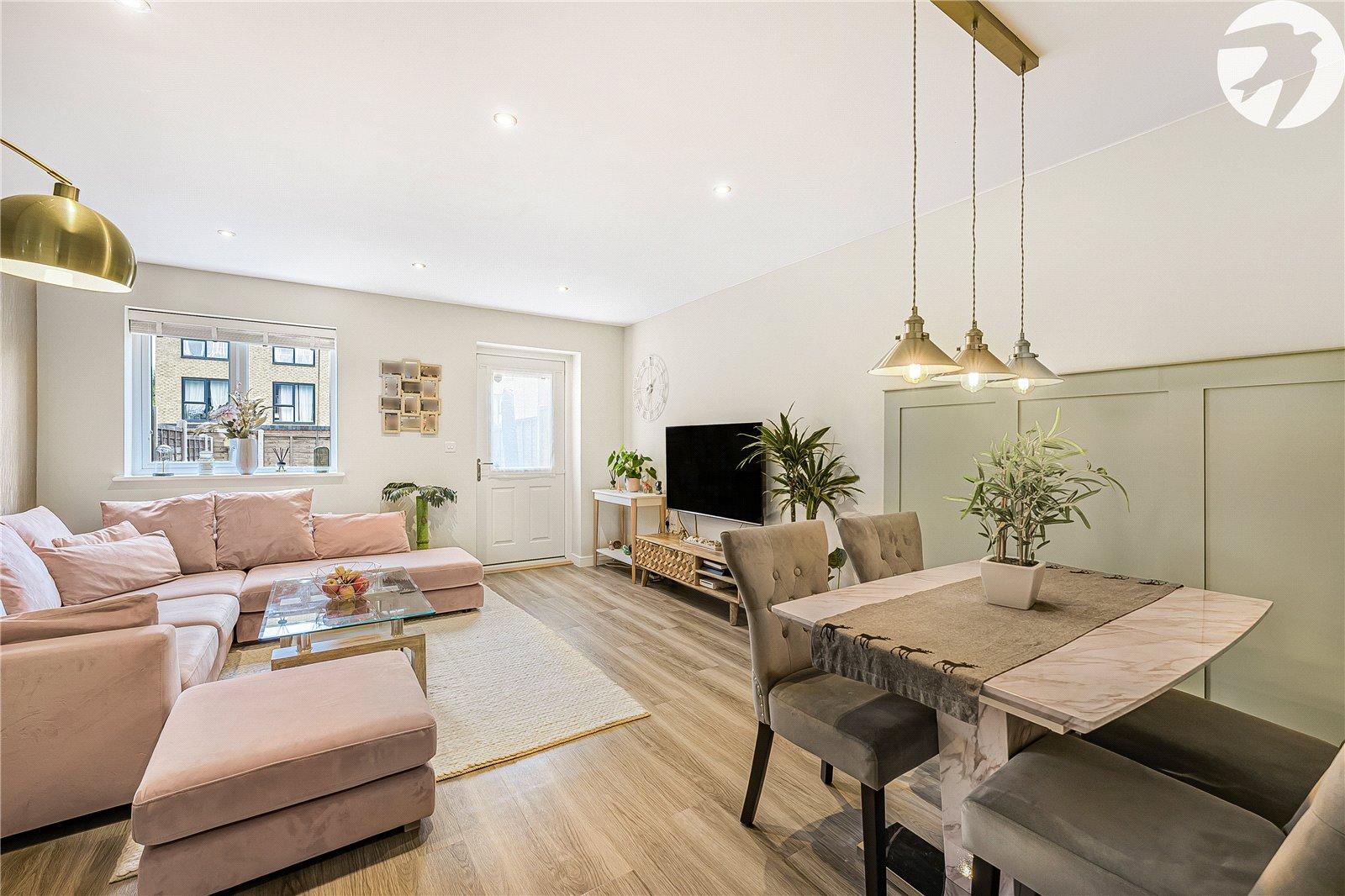 2 bedroom house for sale in Greenhithe | Robinson Jackson