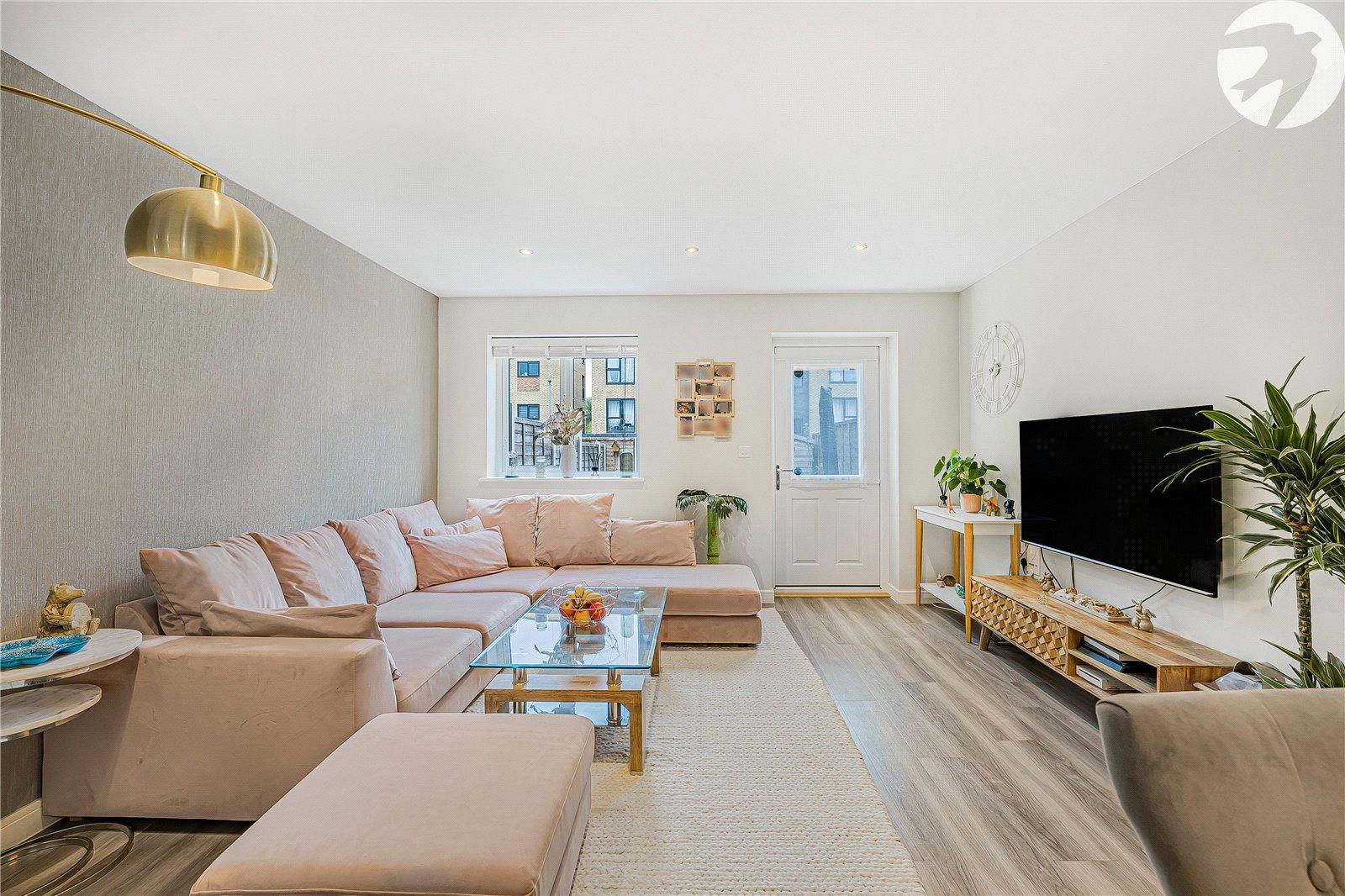 2 bedroom house for sale in Greenhithe | Robinson Jackson