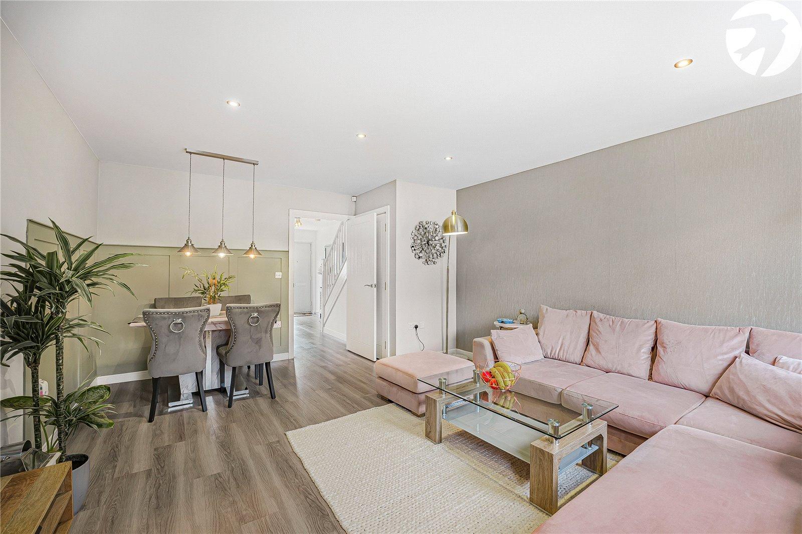 2 bedroom house for sale in Greenhithe | Robinson Jackson