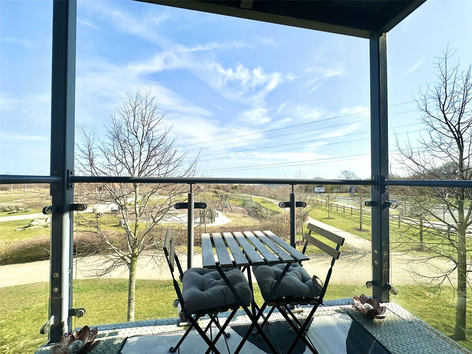 2 bedroom property for sale in Castle Hill | Robinson Jackson