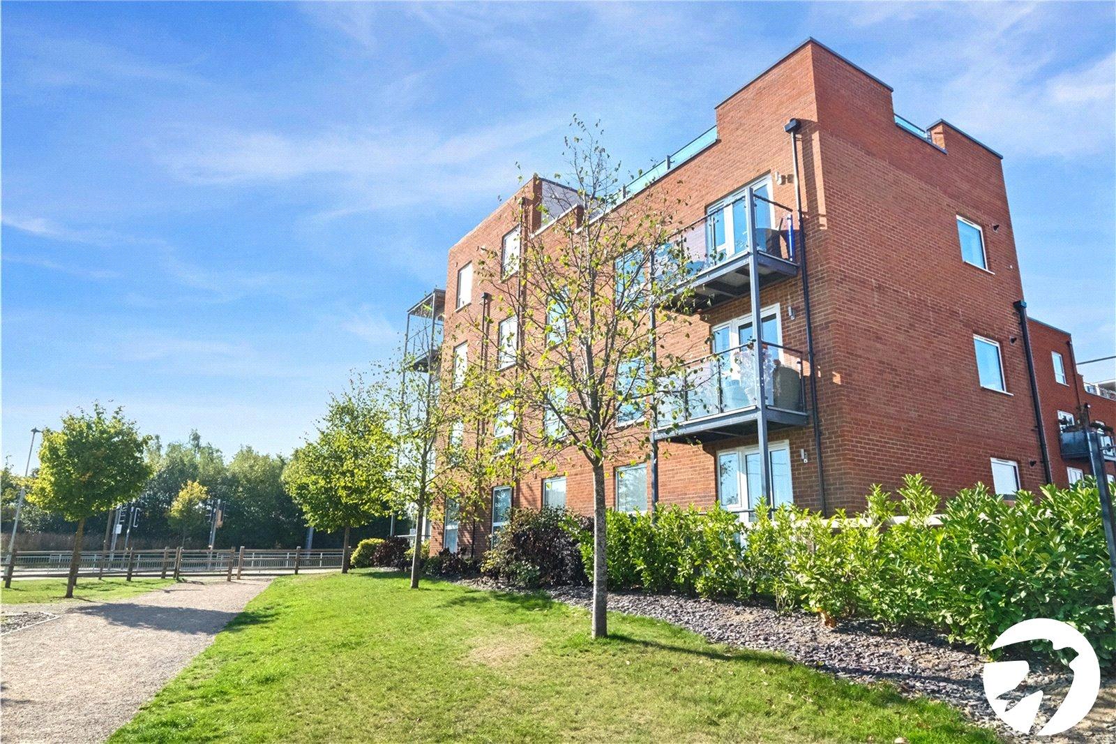 2 bedroom property for sale in Castle Hill | Robinson Jackson