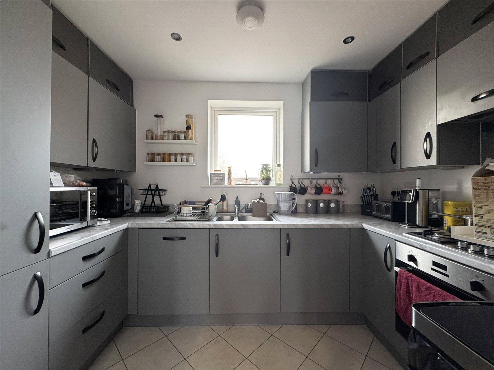 2 bedroom property for sale in Castle Hill | Robinson Jackson