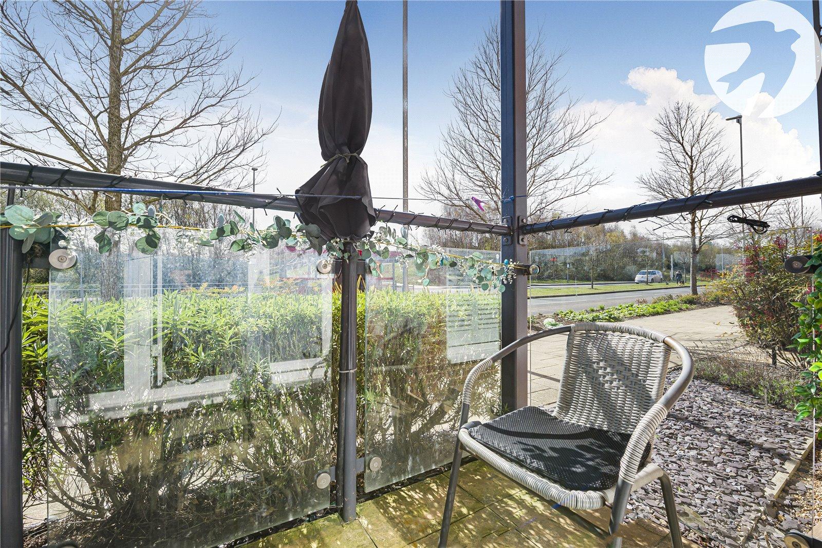 1 bedroom property for sale in Castle Hill | Robinson Jackson