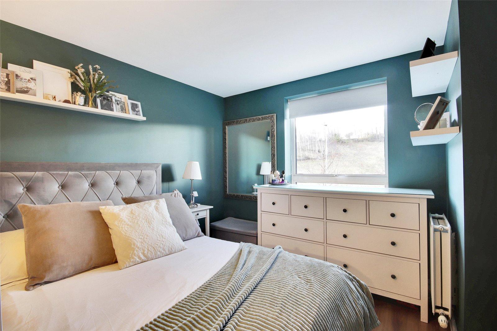 1 bedroom property for sale in Castle Hill | Robinson Jackson