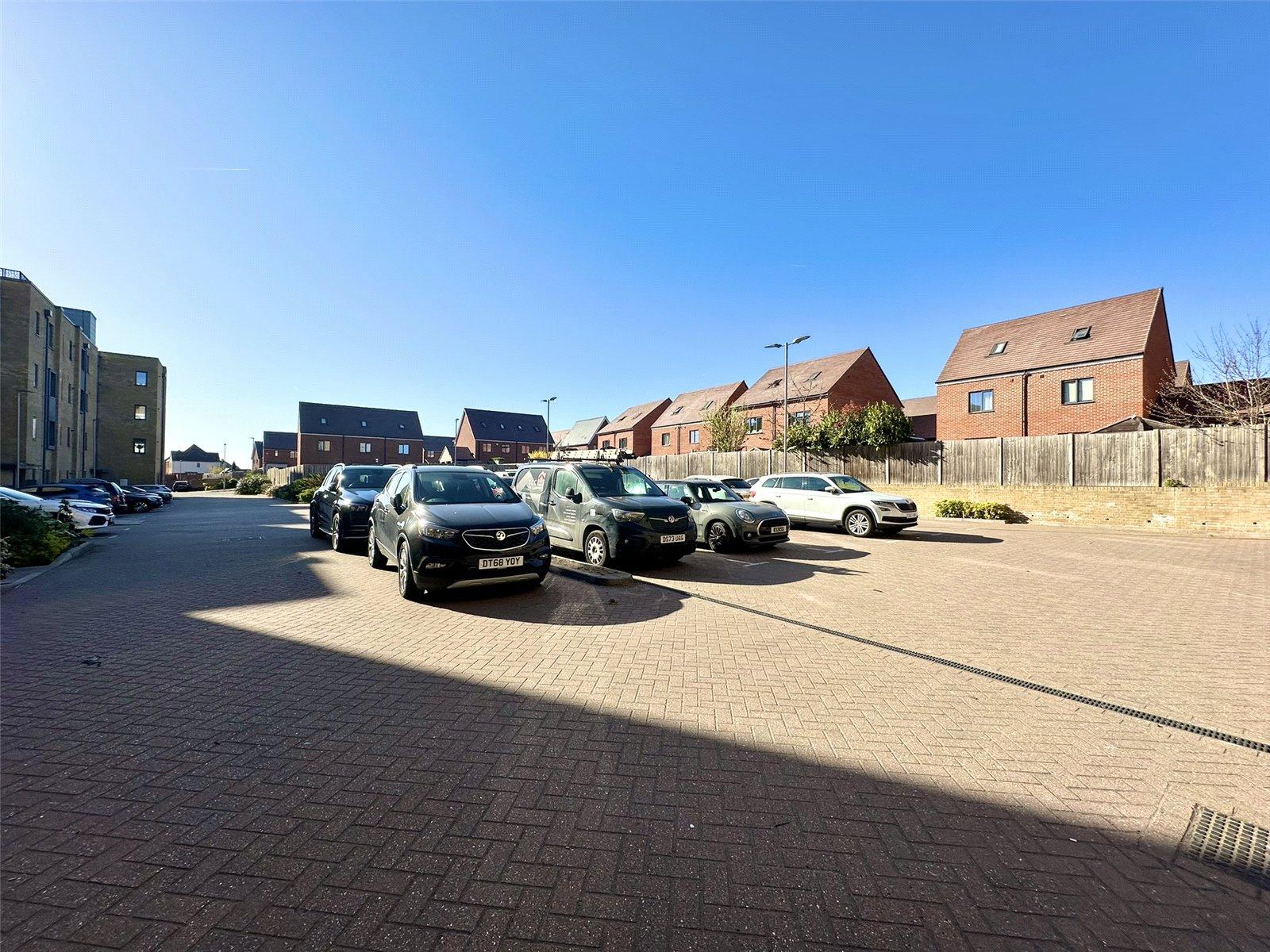 2 bedroom property for sale in Castle Hill | Robinson Jackson