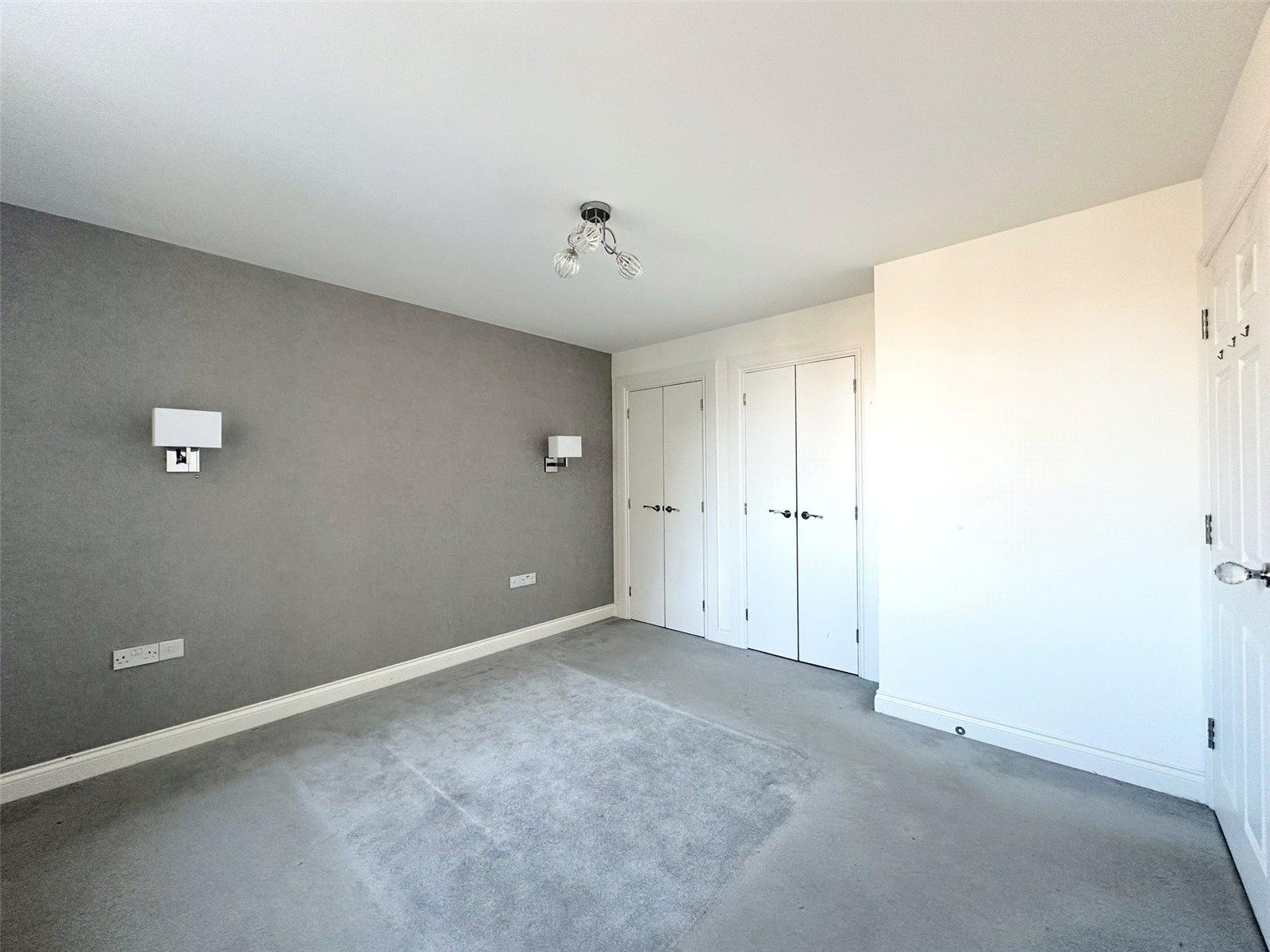 2 bedroom property for sale in Castle Hill | Robinson Jackson