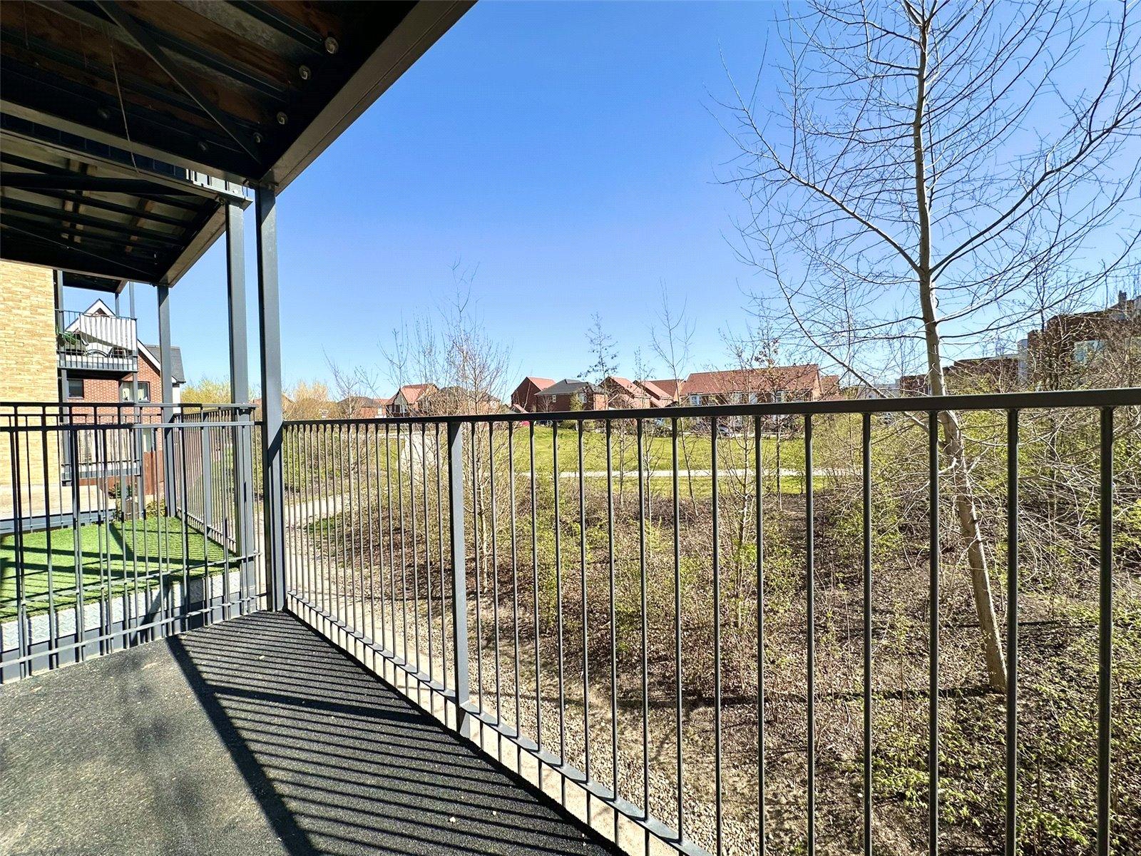 2 bedroom property for sale in Castle Hill | Robinson Jackson