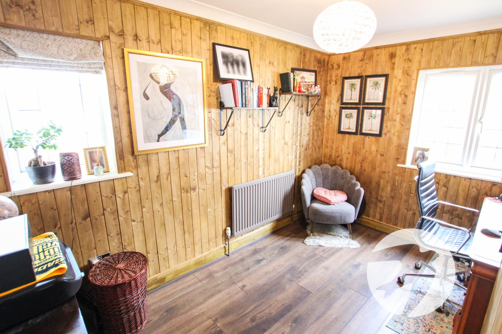 3 bedroom house for sale in London | Robinson Jackson