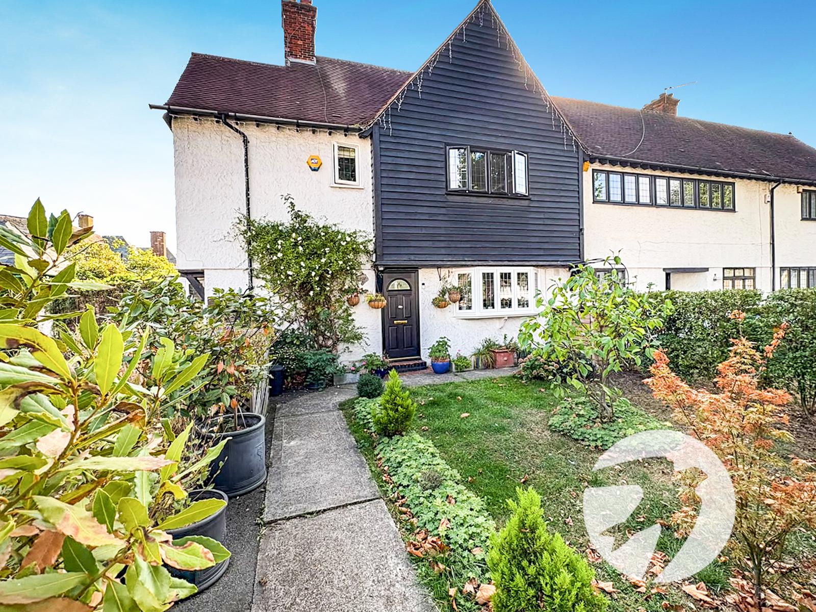 3 bedroom house for sale in London | Robinson Jackson