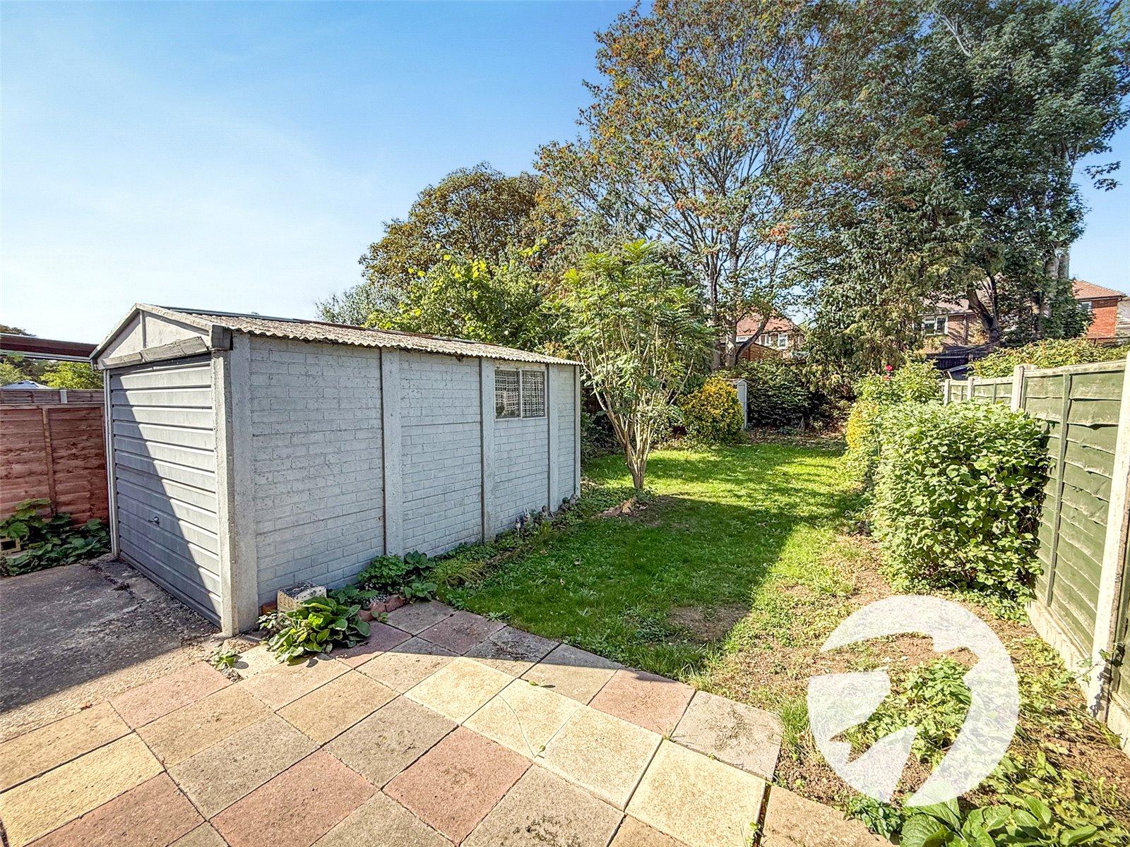 3 bedroom house for sale in London | Robinson Jackson