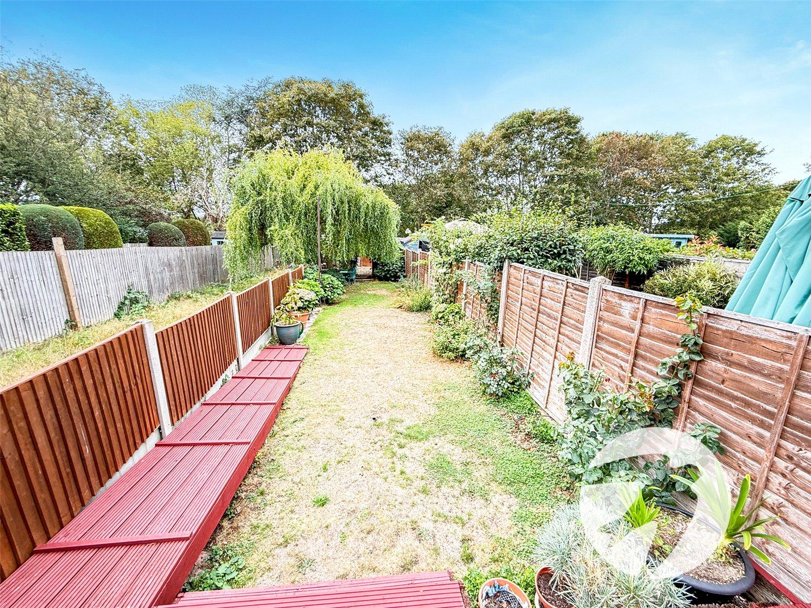 2 bedroom property for sale in London | Robinson Jackson