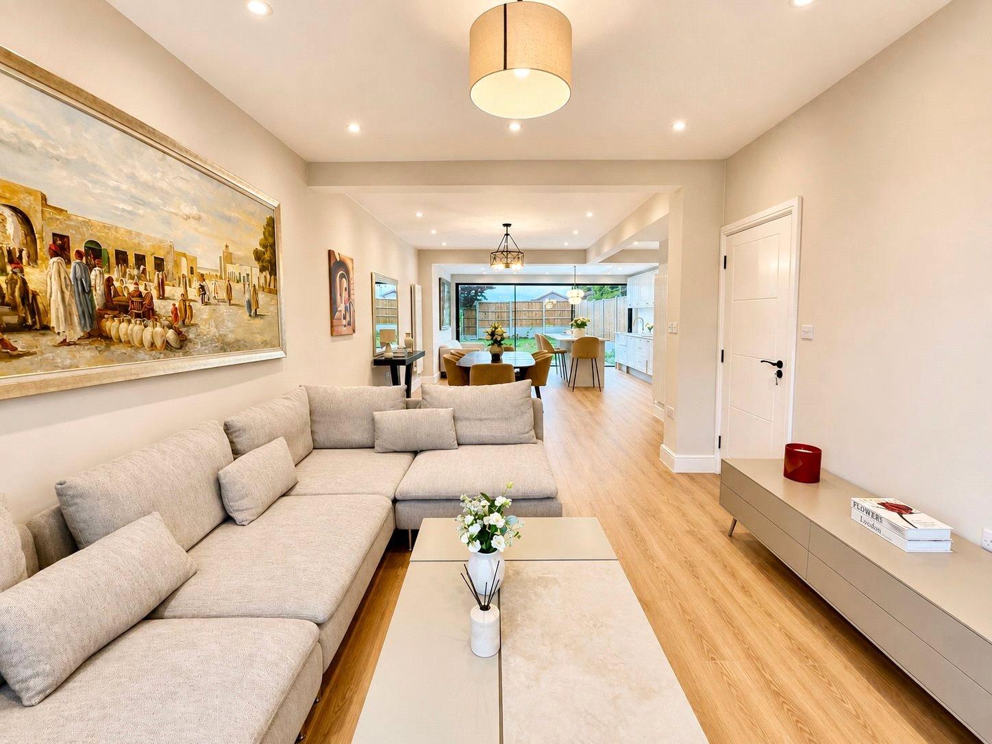 5 bedroom house for sale in London | Robinson Jackson