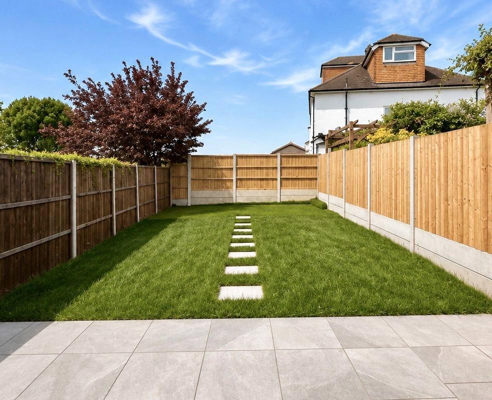 5 bedroom house for sale in London | Robinson Jackson