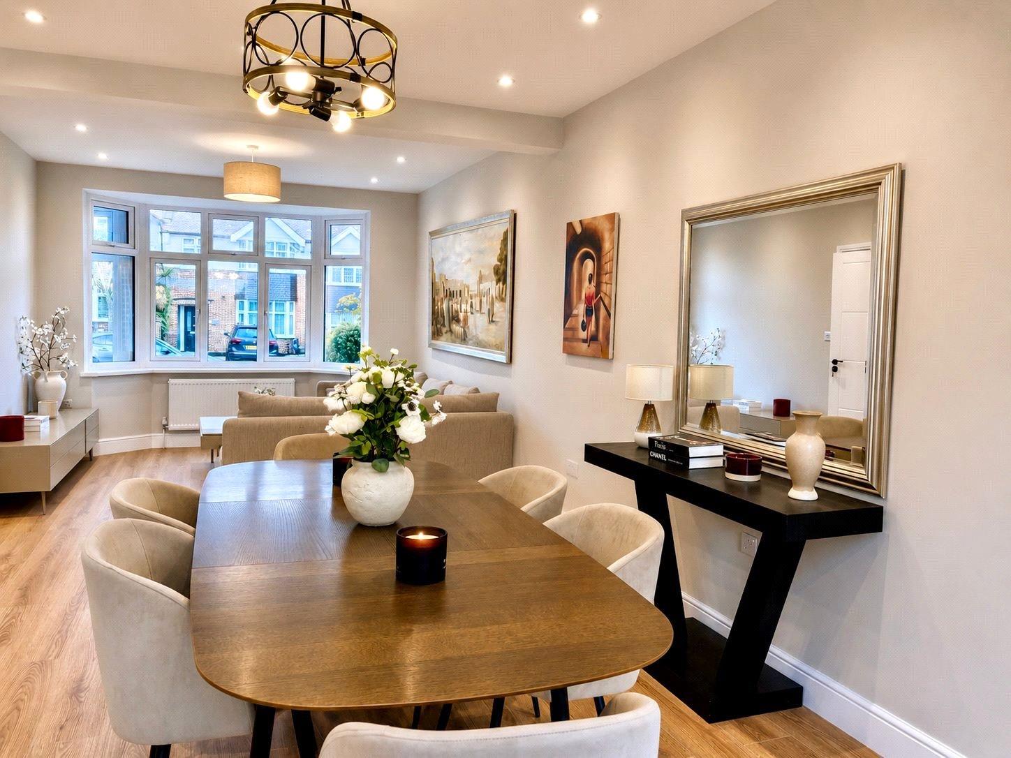 5 bedroom house for sale in London | Robinson Jackson