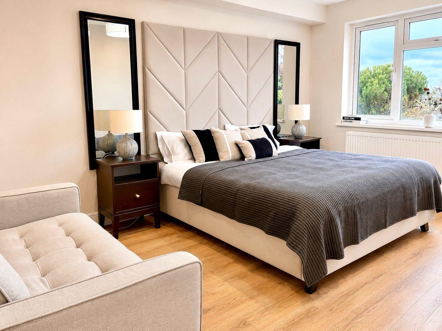 5 bedroom house for sale in London | Robinson Jackson
