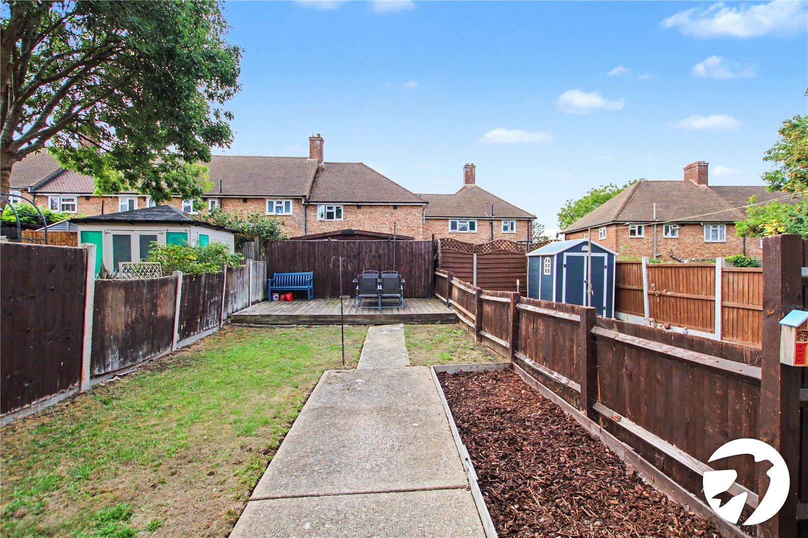 2 bedroom property for sale in London | Robinson Jackson