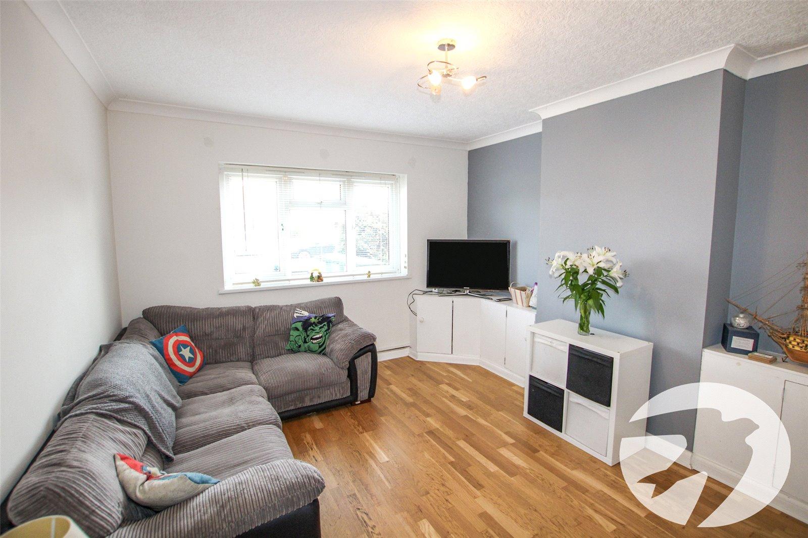 2 bedroom property for sale in London | Robinson Jackson