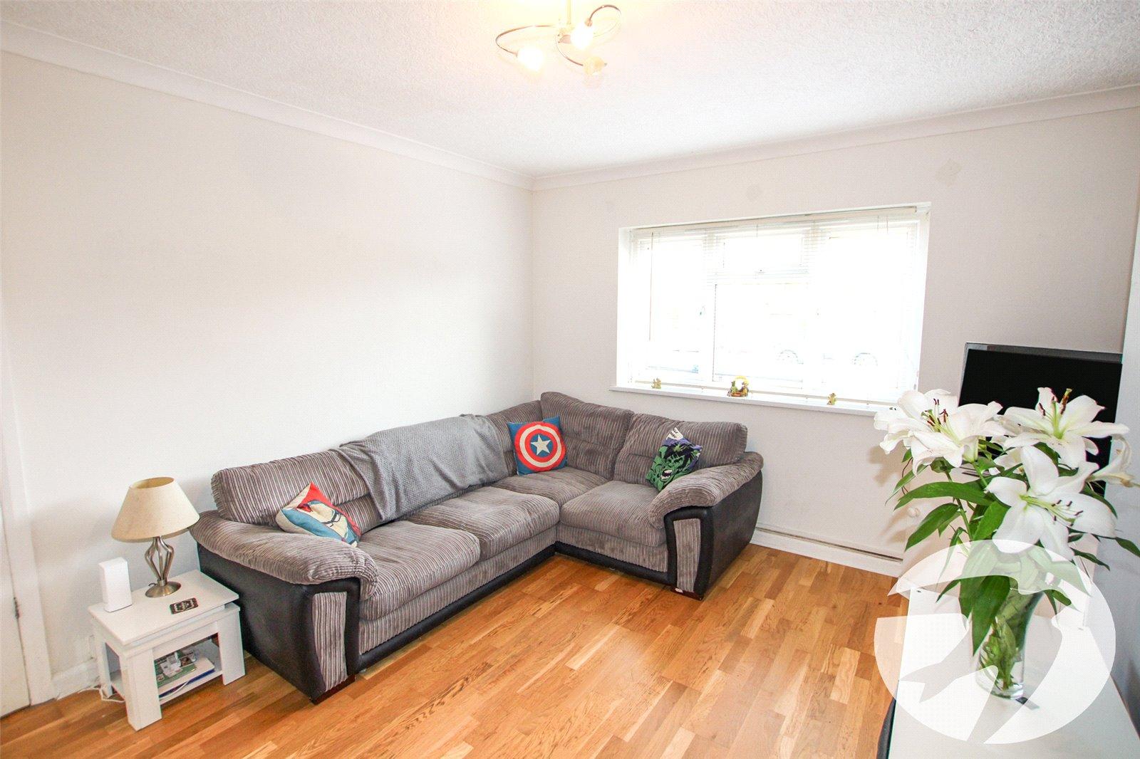 2 bedroom property for sale in London | Robinson Jackson