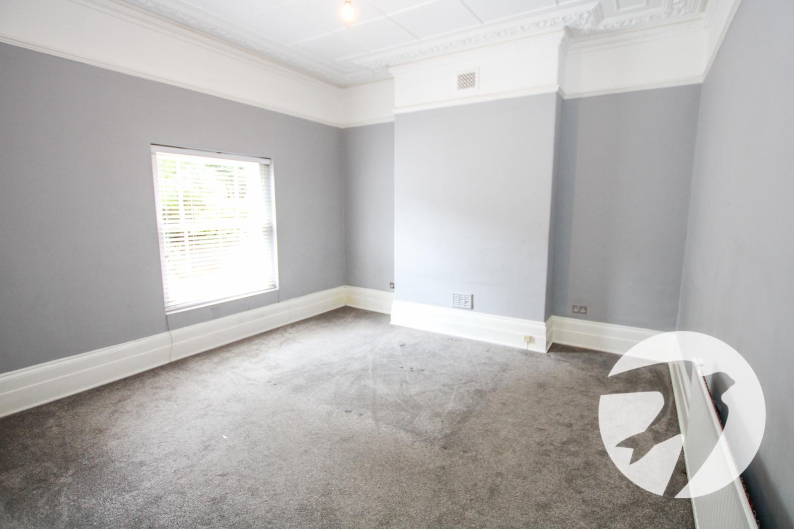 2 bedroom property for sale in London | Robinson Jackson
