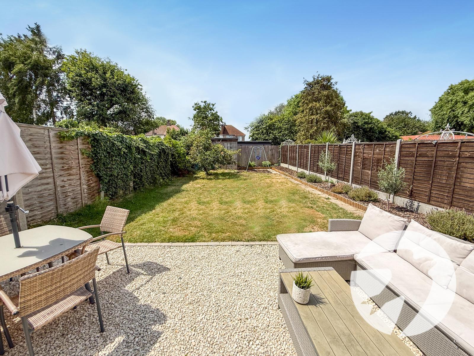 3 bedroom house for sale in London | Robinson Jackson