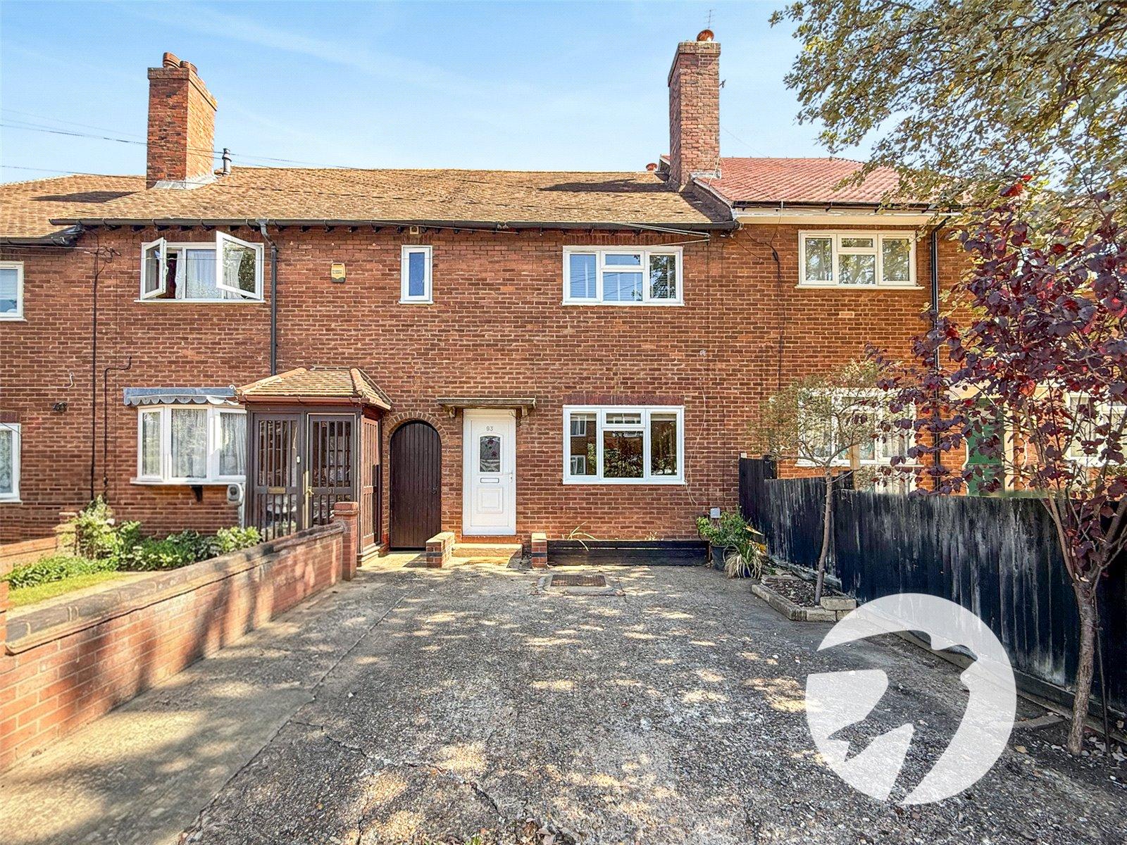3 bedroom house for sale in London | Robinson Jackson