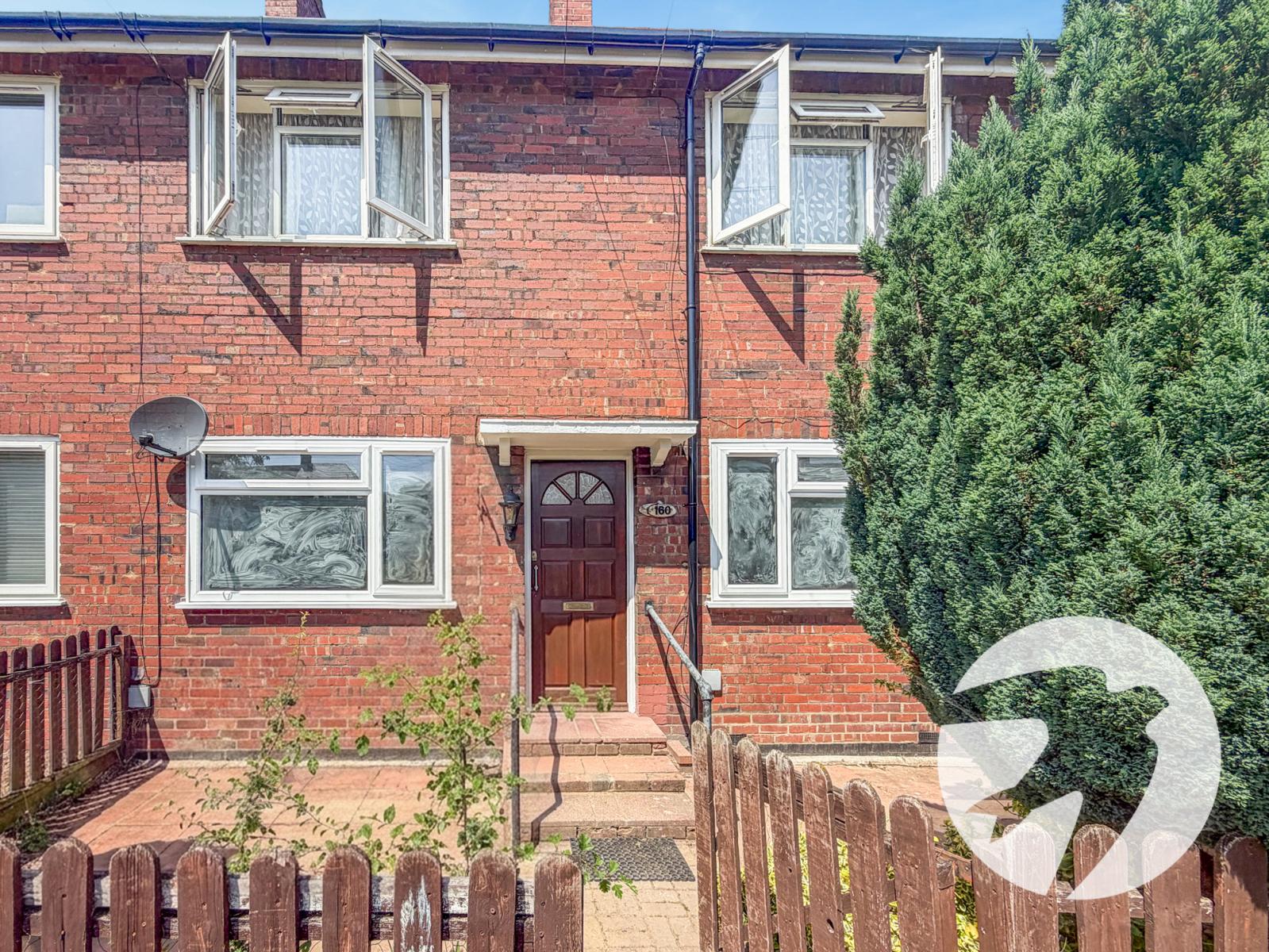 2 bedroom property for sale in London | Robinson Jackson