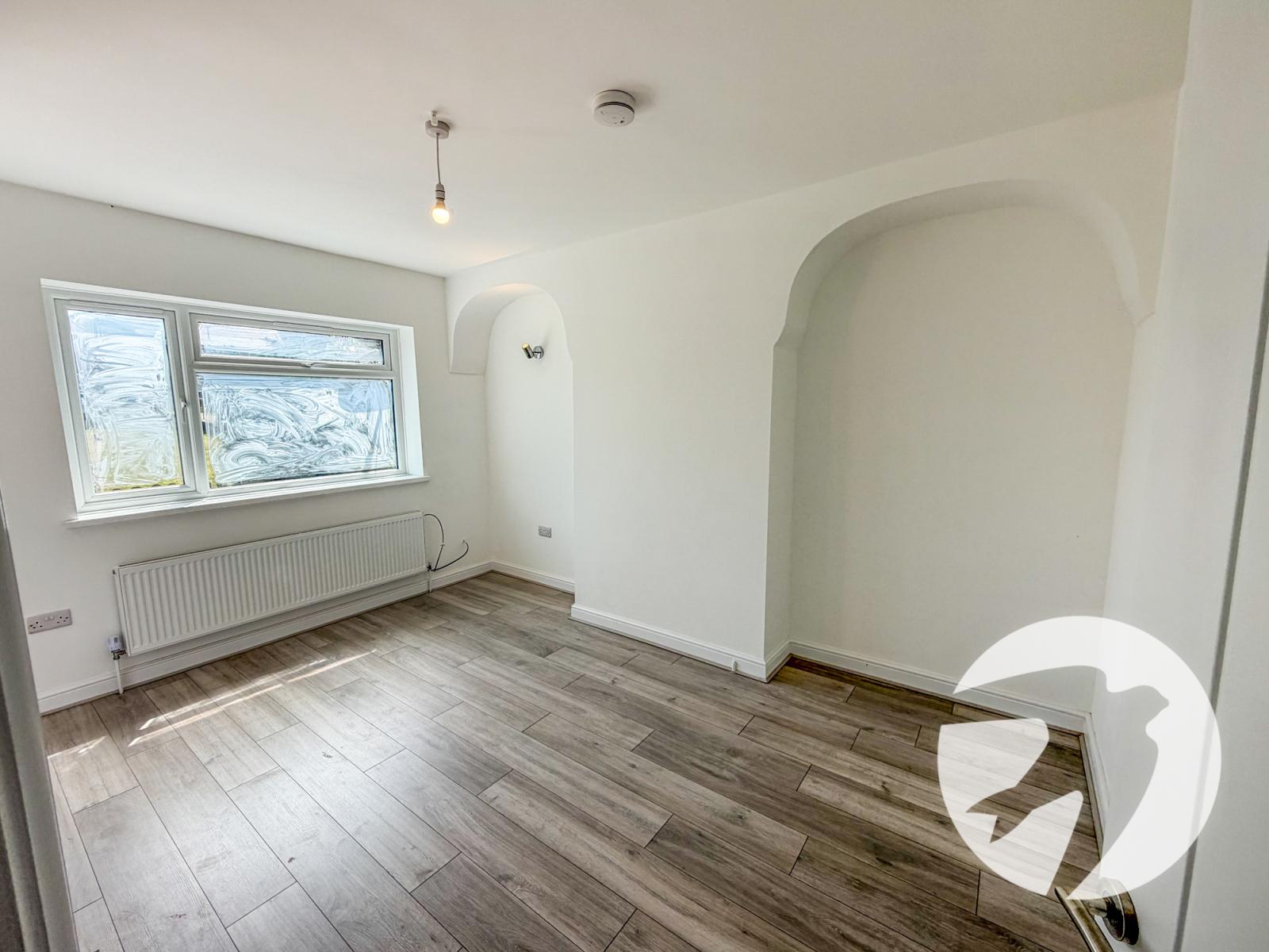 2 bedroom property for sale in London | Robinson Jackson