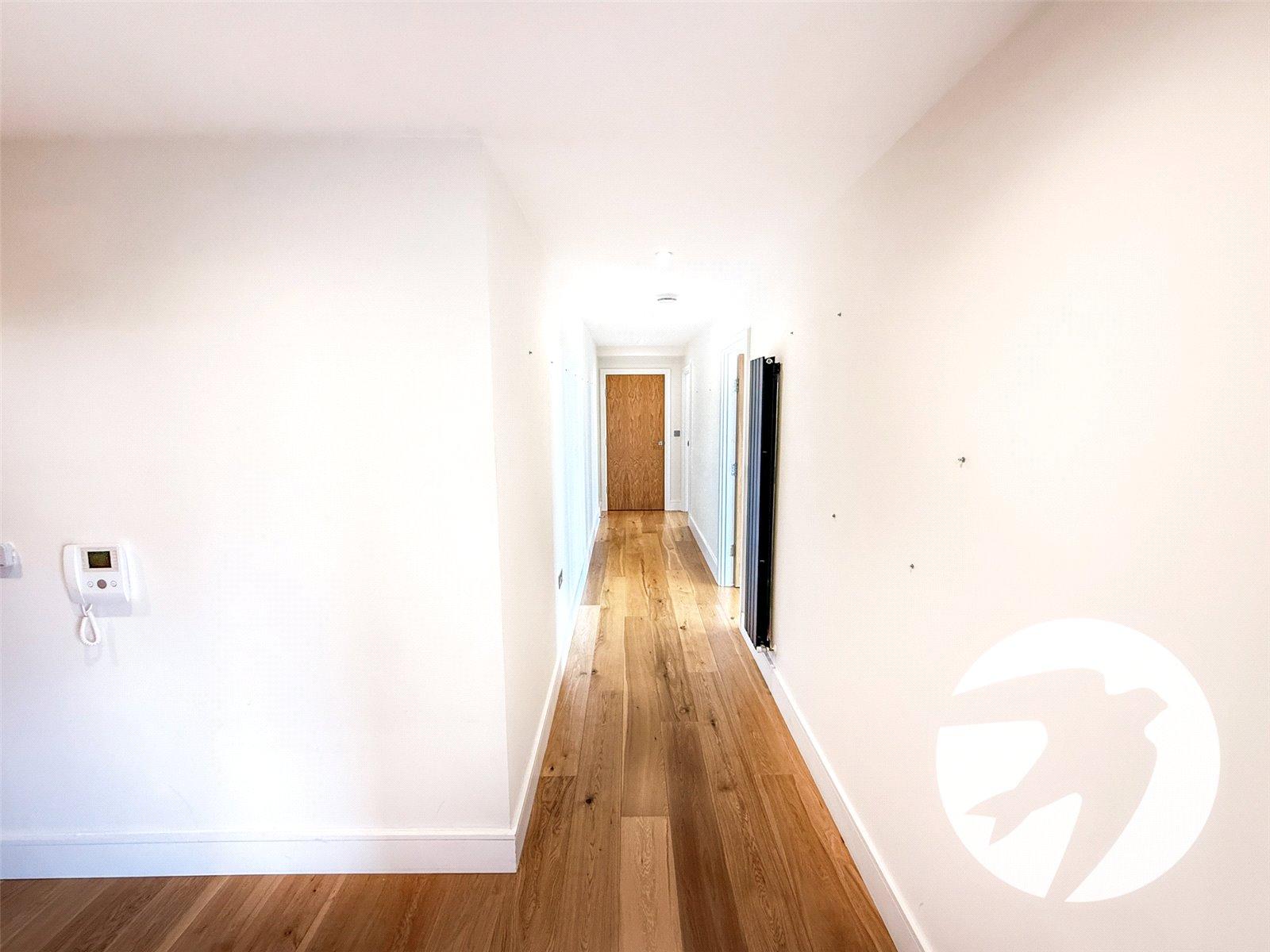 2 bedroom property for sale in London | Robinson Jackson