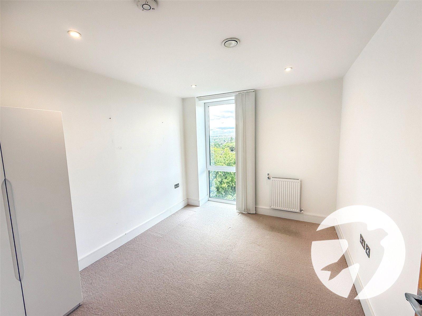 2 bedroom property for sale in London | Robinson Jackson