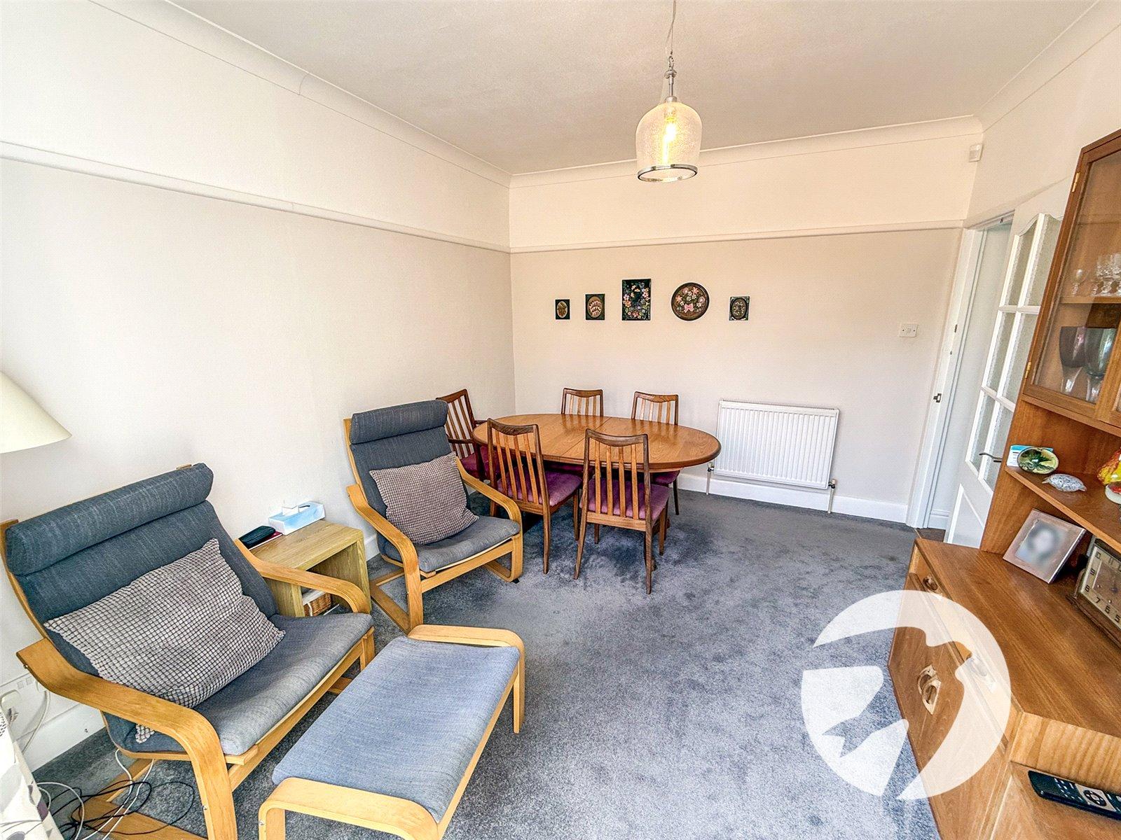 3 bedroom house for sale in London | Robinson Jackson
