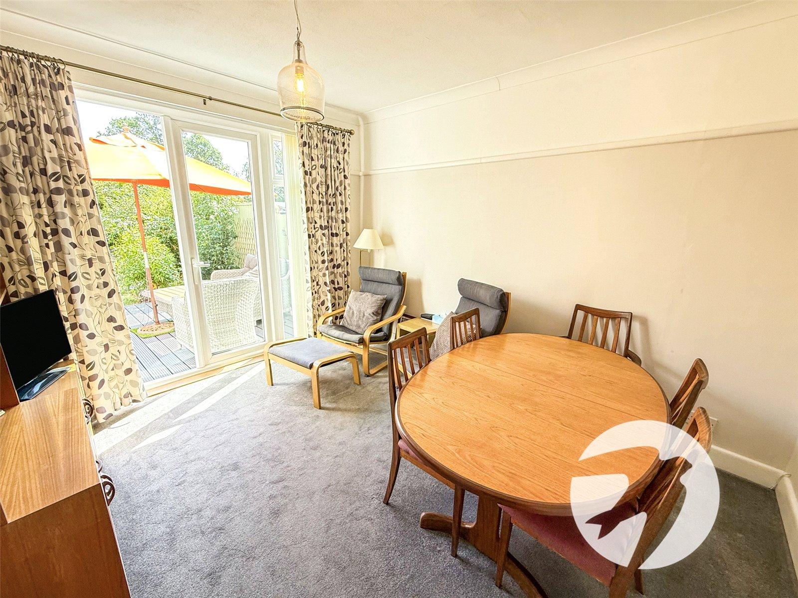 3 bedroom house for sale in London | Robinson Jackson