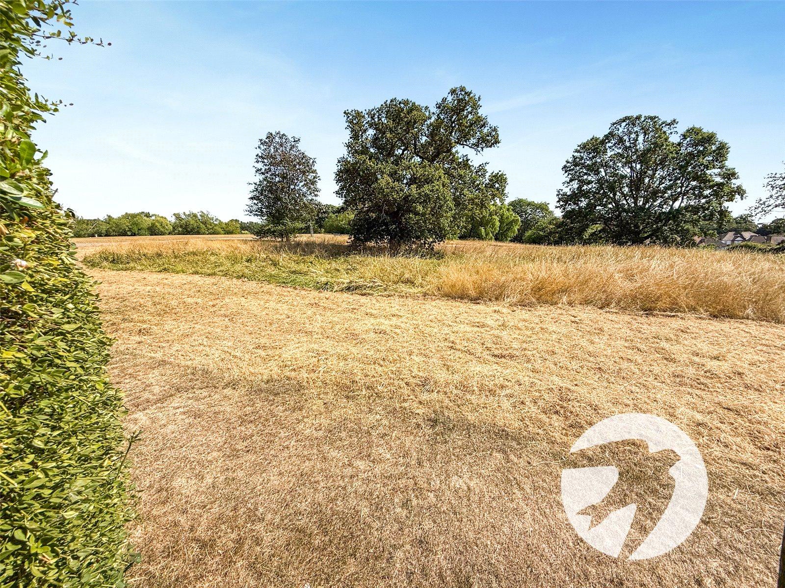 3 bedroom house for sale in London | Robinson Jackson
