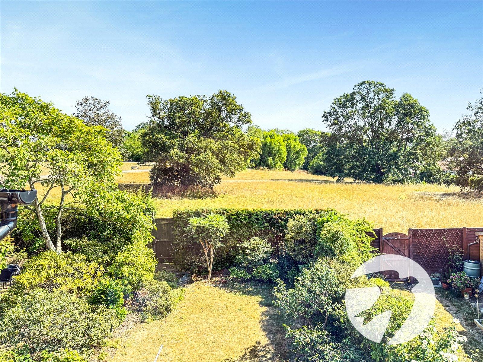 3 bedroom house for sale in London | Robinson Jackson