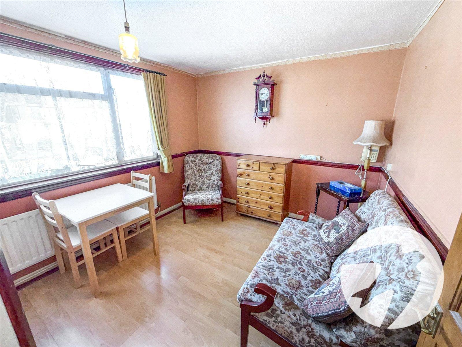 5 bedroom house for sale in London | Robinson Jackson