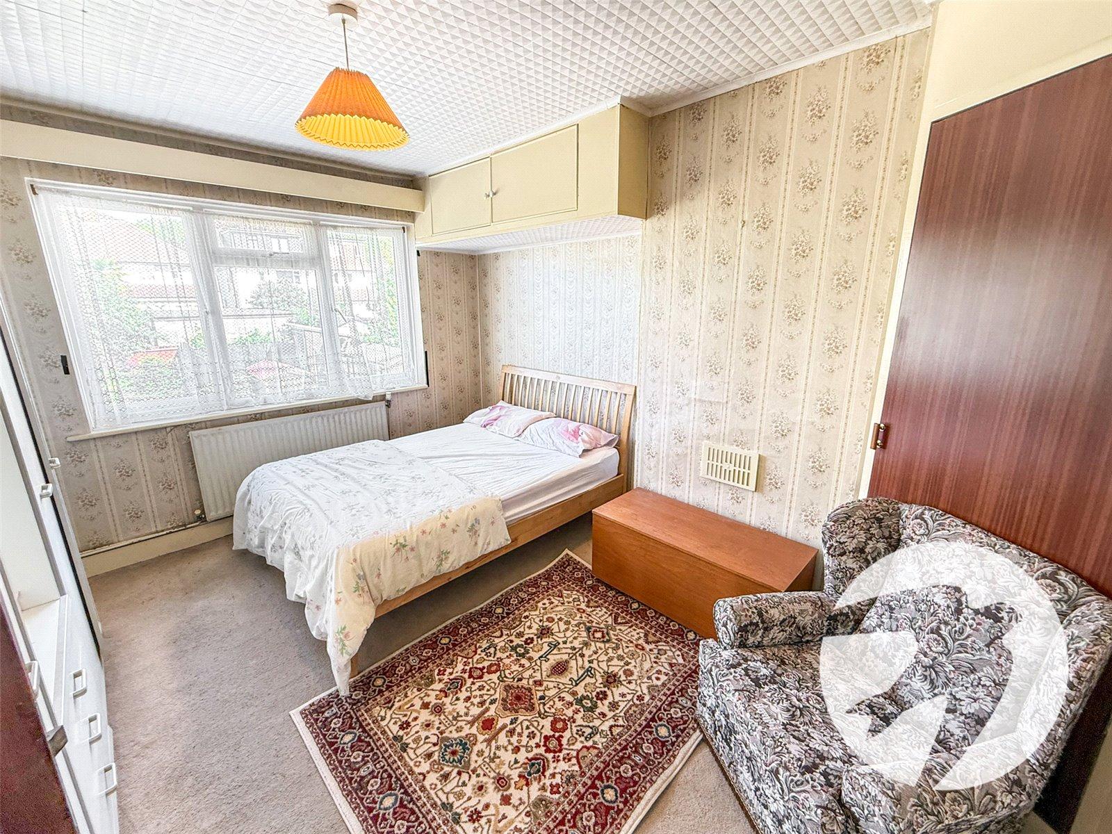 5 bedroom house for sale in London | Robinson Jackson