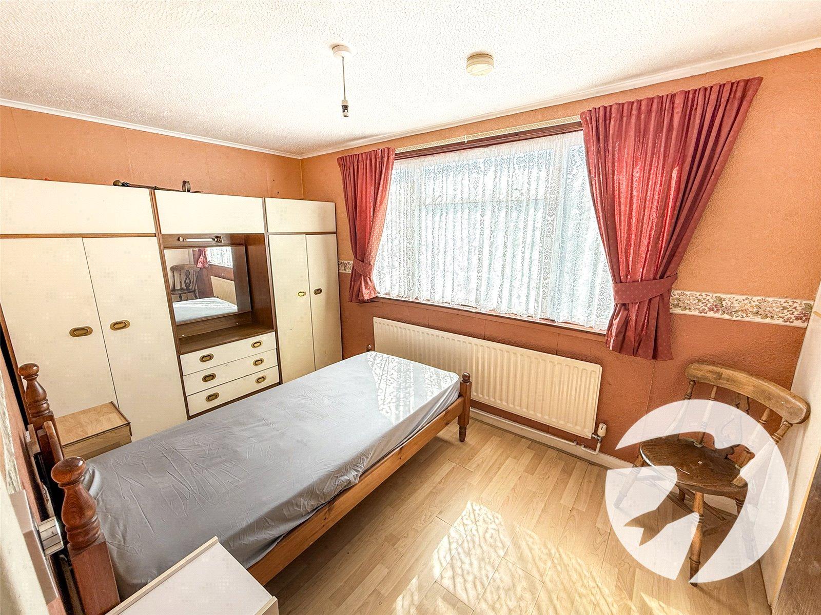 5 bedroom house for sale in London | Robinson Jackson