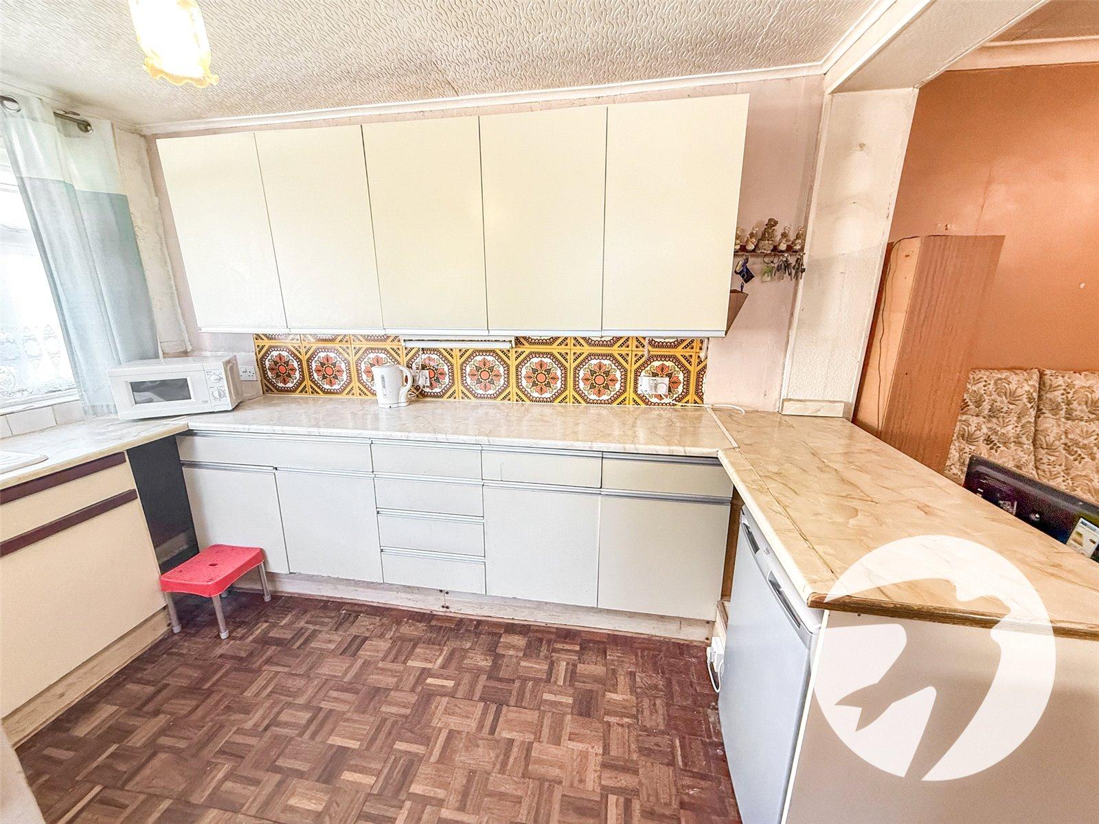 5 bedroom house for sale in London | Robinson Jackson
