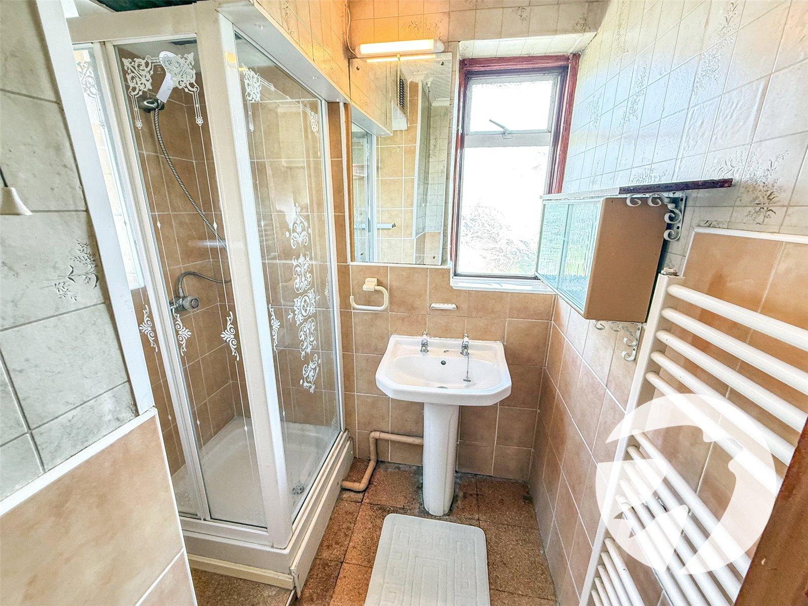 5 bedroom house for sale in London | Robinson Jackson