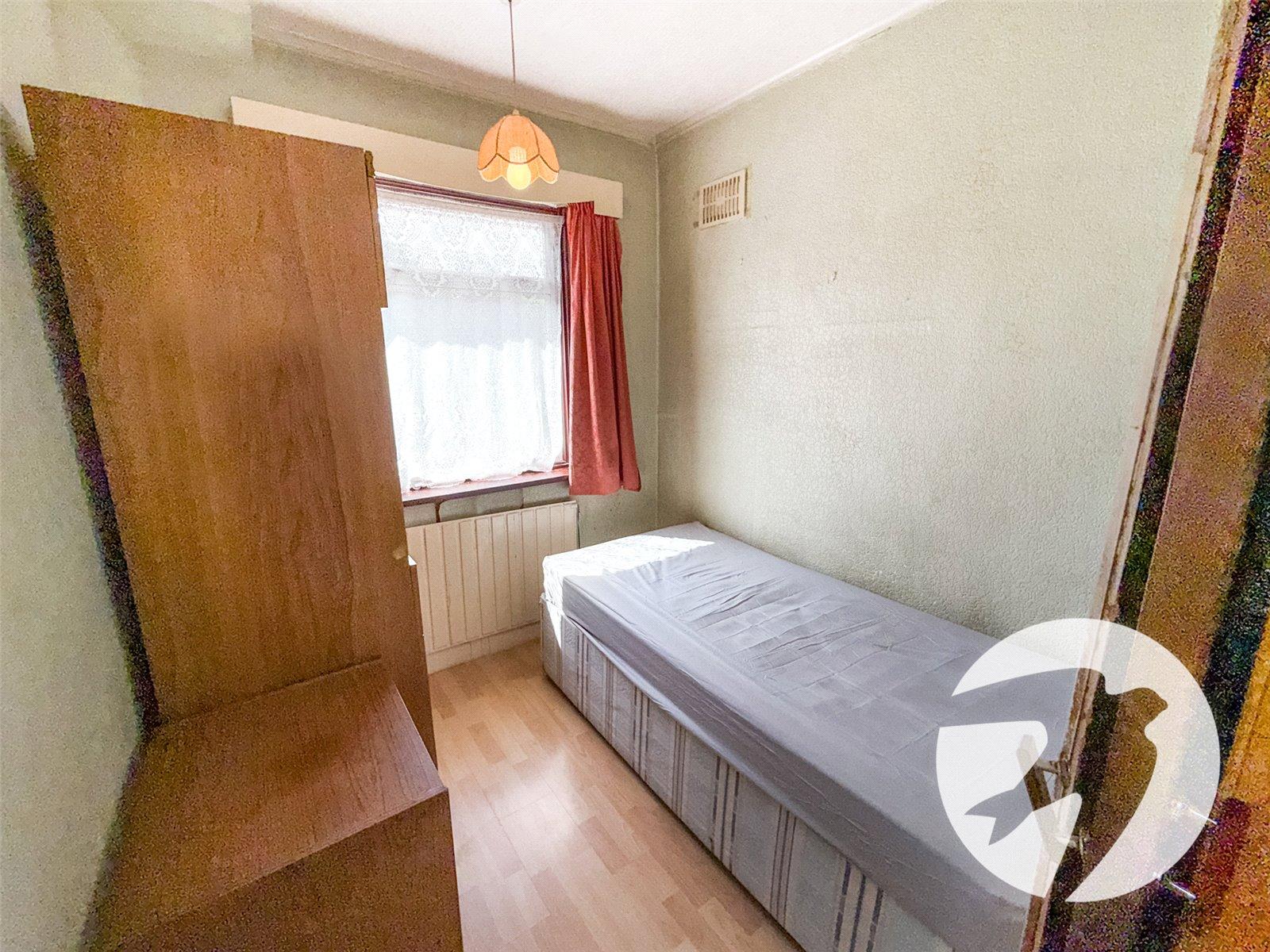 5 bedroom house for sale in London | Robinson Jackson