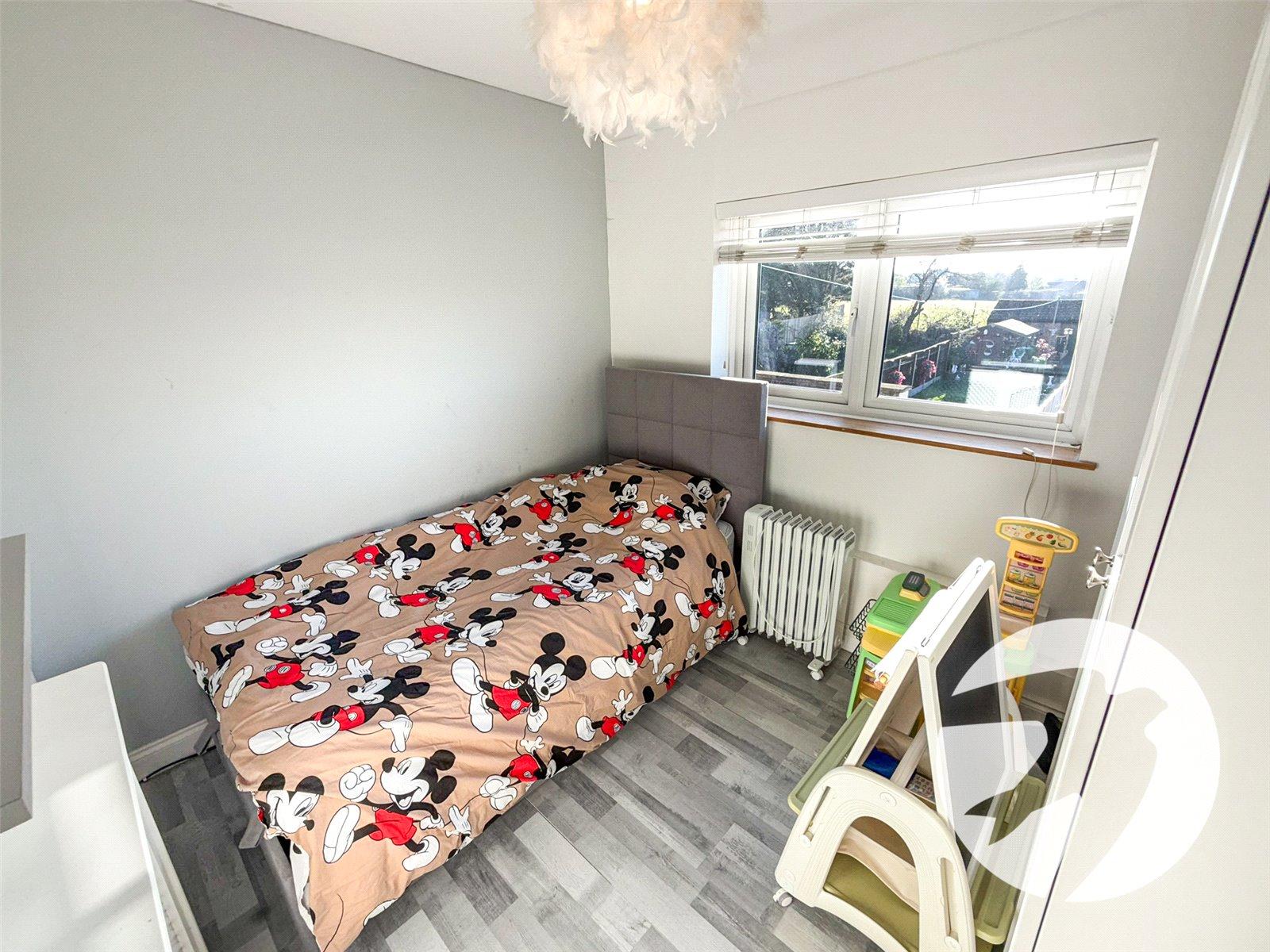 4 bedroom house for sale in London | Robinson Jackson