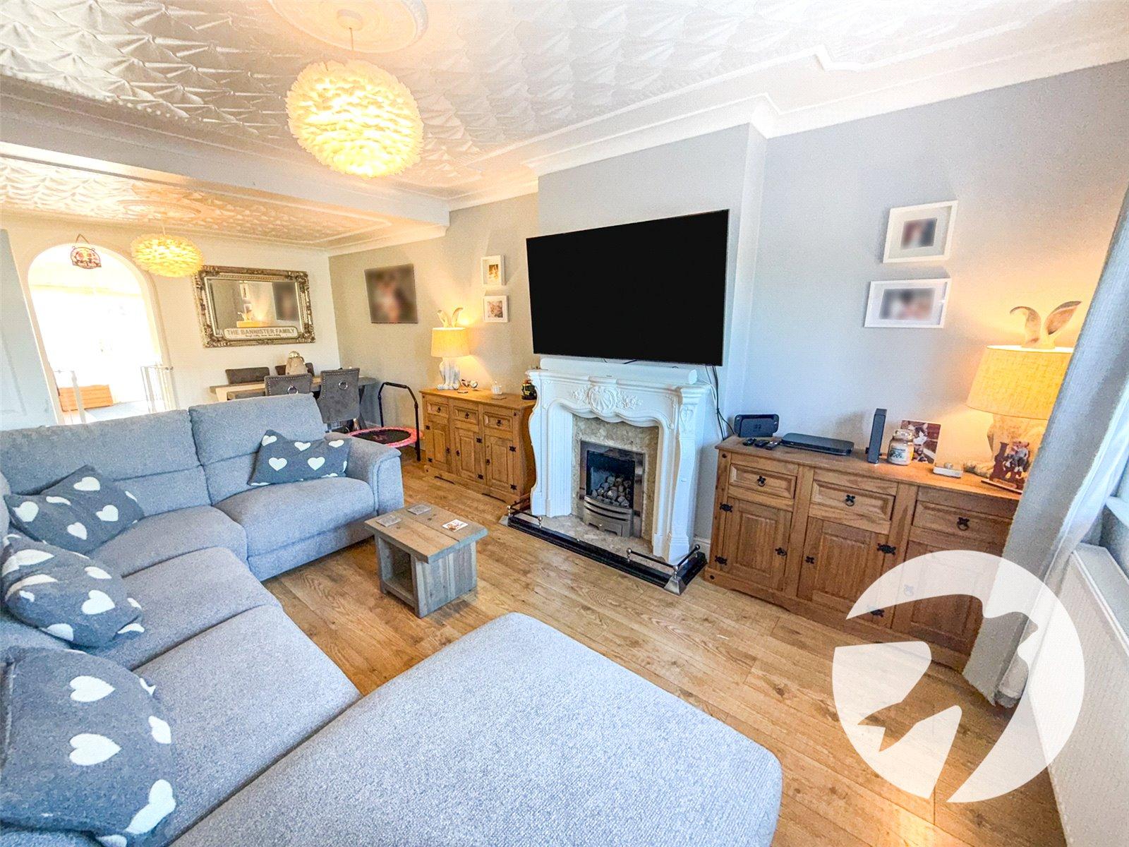 4 bedroom house for sale in London | Robinson Jackson