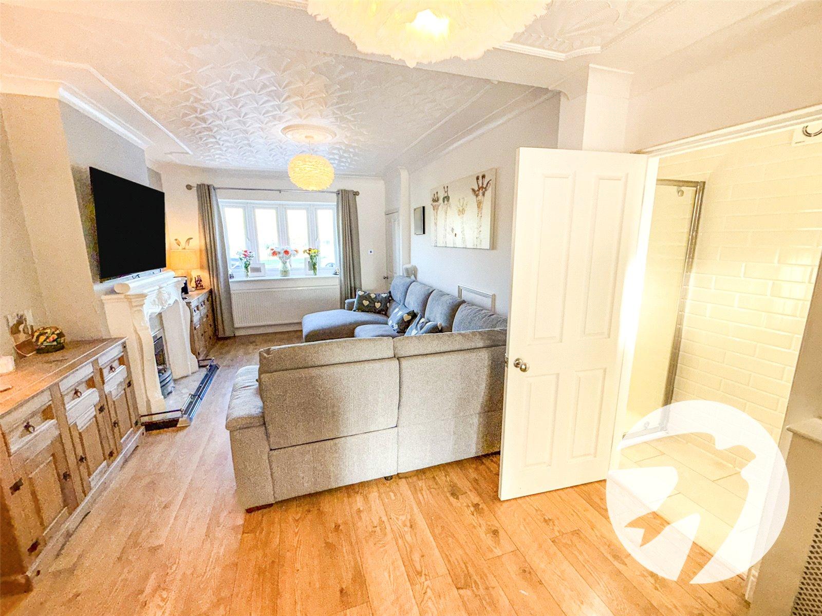 4 bedroom house for sale in London | Robinson Jackson