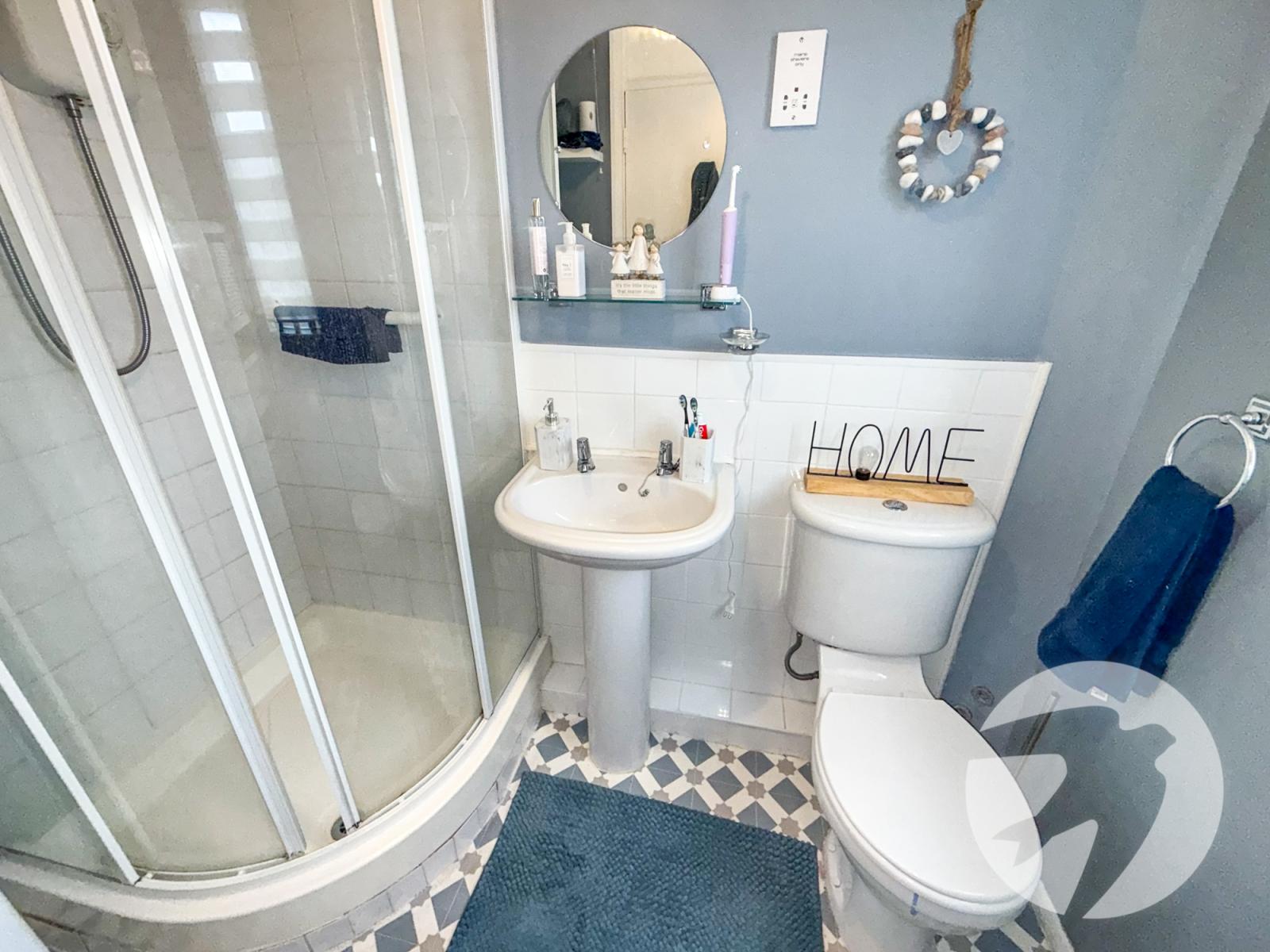 1 bedroom property for sale in Eltham | Robinson Jackson