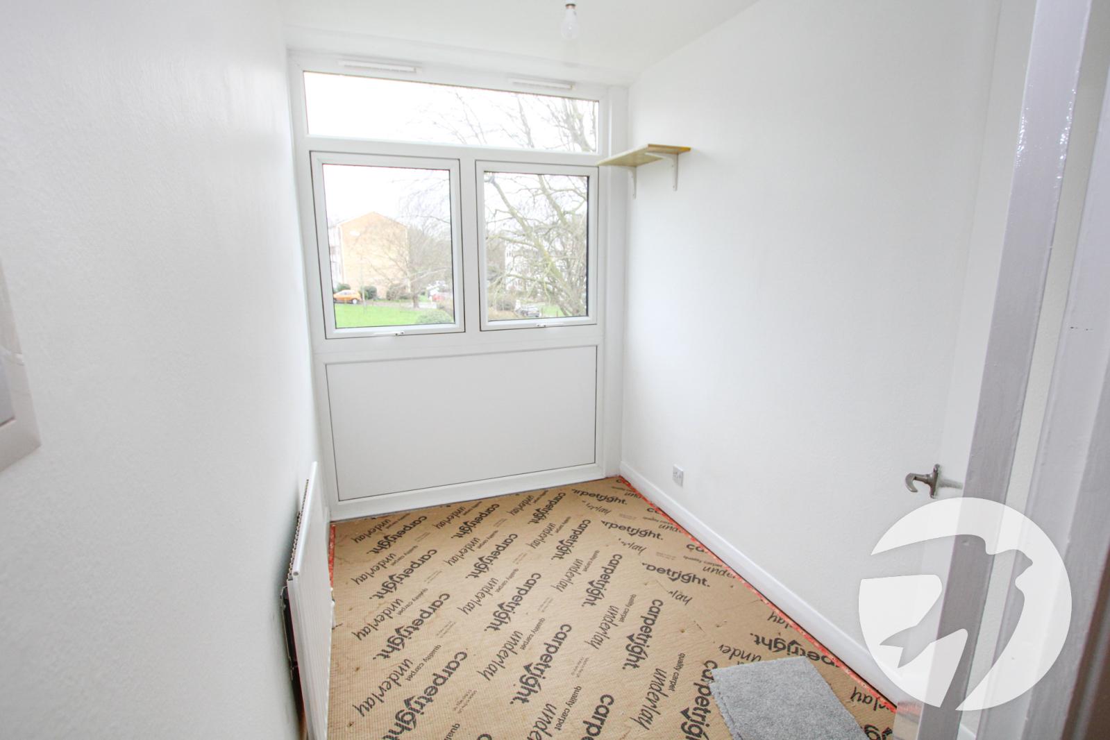 3 bedroom property for sale in London | Robinson Jackson