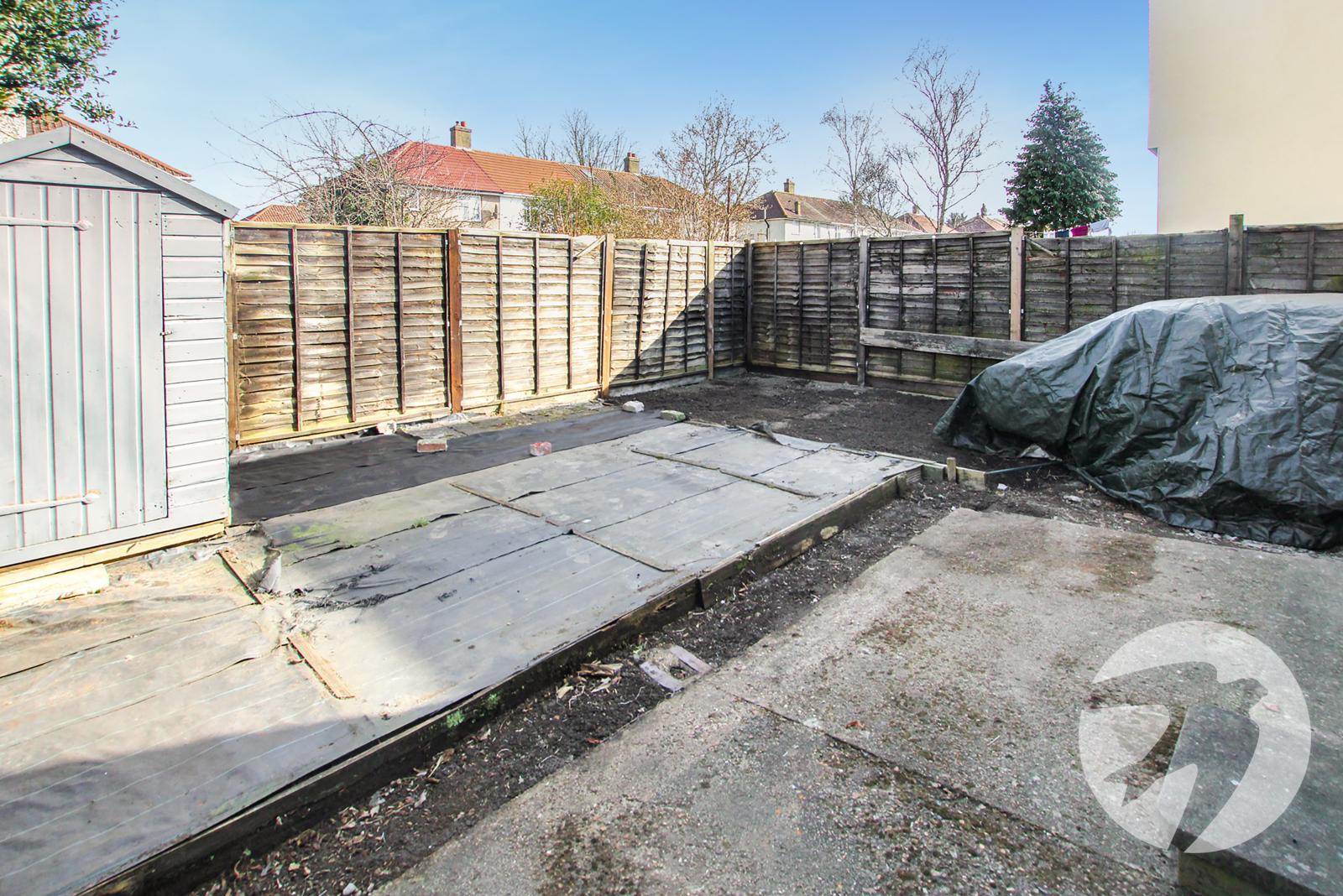 3 bedroom house for sale in London | Robinson Jackson
